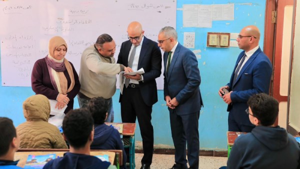 التعليم تجري تدريب مكثف للمعلمين ومديري المدارس