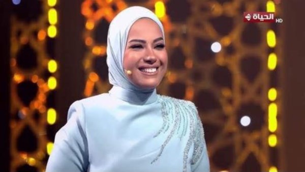 مذيعة برنامج دولة التلاوة آية عبد الرحمن 