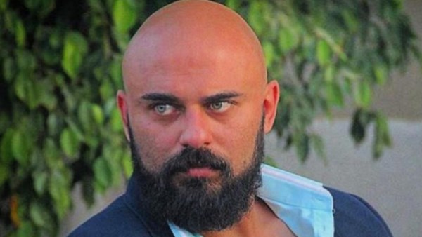 أحمد صلاح حسني
