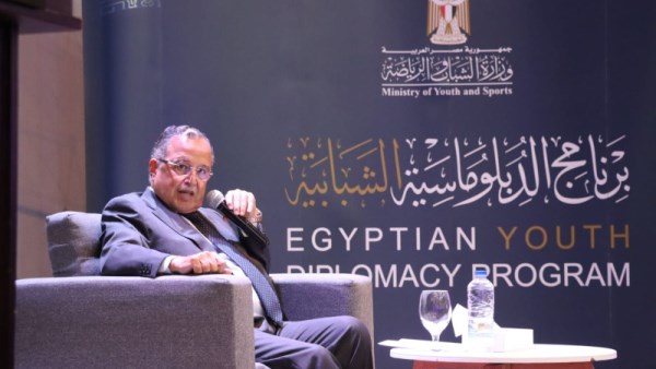 نبيل فهمي وزير الخارجية الأسبق