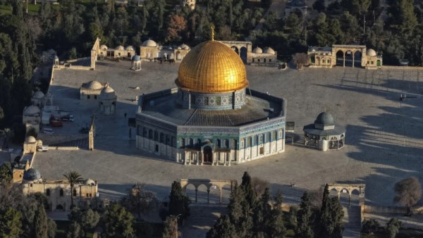 المسجد الأقصى، الاحتلال يمنع صلاة الجمعة 