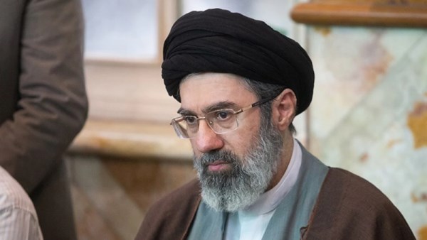 سر اختفاء المرشد الإيراني الجديد مجتبى خامنئي