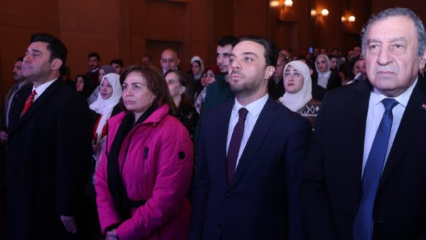 ناجي الناجي والفنانة إلهام شاهين والفنان أحمد شاكر