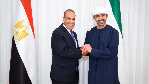 وزير الخارجية مع نظيره الإماراتي 