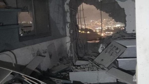 استهداف مبنى في ديمونا 