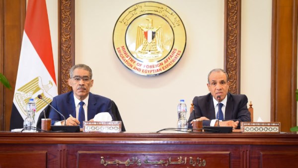 وزير الخارجية ووزير الدولة للإعلام 