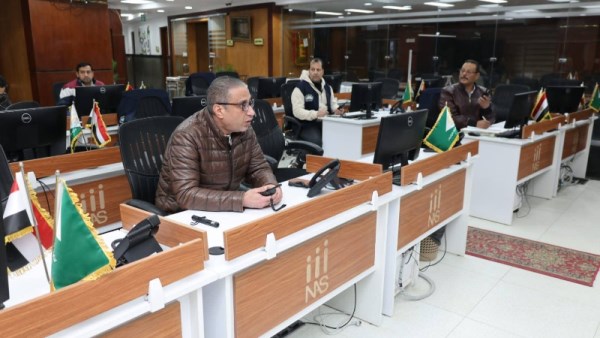 محافظ الجيزة يوقف بناء مخالف بطناش 