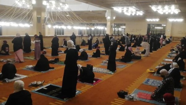 معركة بـ"الأحذية" داخل مصلى سيدات بالبحيرة 