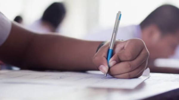 حل كتاب التقييمات للصف الثاني الإعدادي اللغة العربية الترم الثاني 2026 