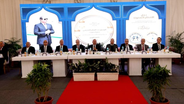 وزير النقل يتفقد الورش المركزية لشركة النيل لنقل البضائع 