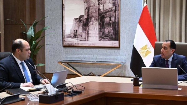 د.مصطفى مدبولي مع د. محمود ممتاز