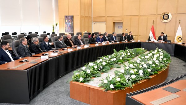 خالد هاشم وزير الصناعة