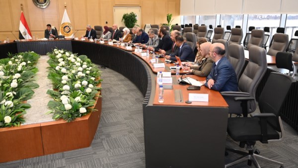 وزير الصناعة
