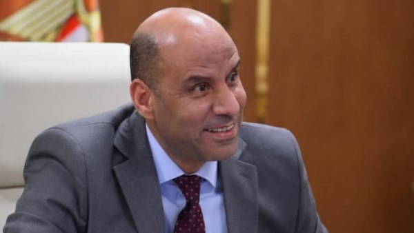 وزير العمل