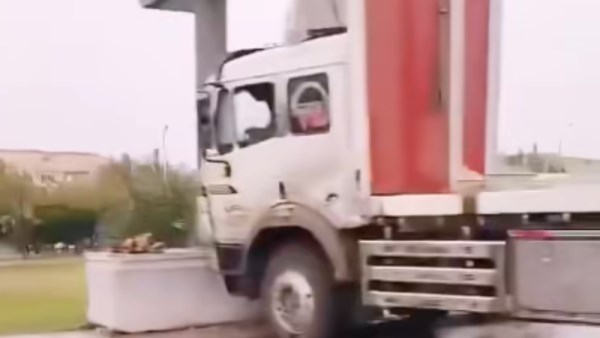 اصطدام سيارة