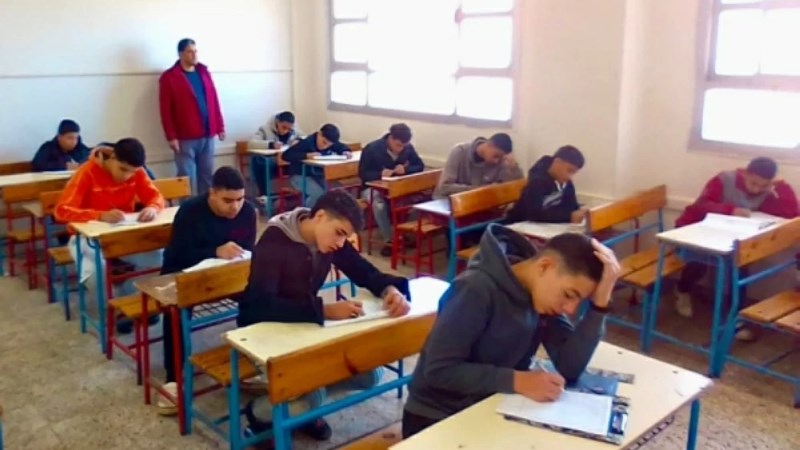 هل امتحانات شهر مارس 2026 من خارج الكتاب المدرسي؟