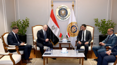 مصر وبيلاروسيا يبحثان تعزيز التعاون الصناعي والتوسع في السوق المصري