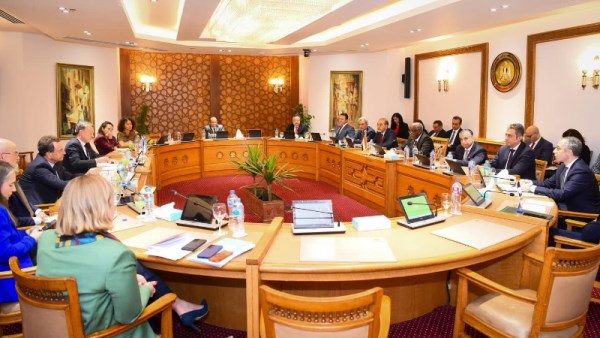 القاهرة وباريس 2026
