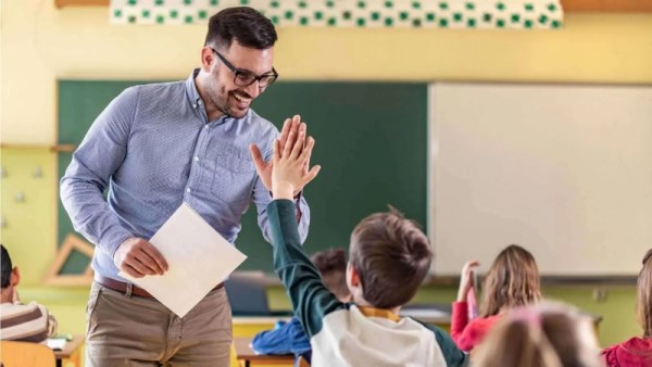 إعلان وظيفة معلم مساعد لغة عربية بالأزهر الشريف