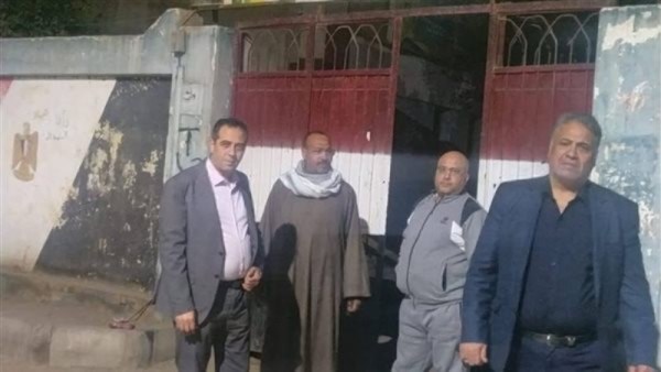 جولة مفاجئة لمتابعة ترشيد الكهرباء بمدارس قليوب