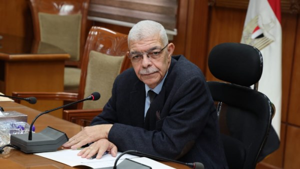 الدكتور أحمد القاصد