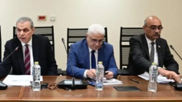 اجتماع لجنة القوى العاملة