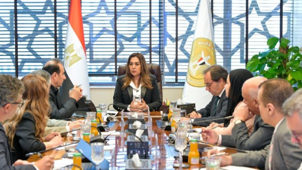 متابعة تنفيذ مشروع "جرين شرم"