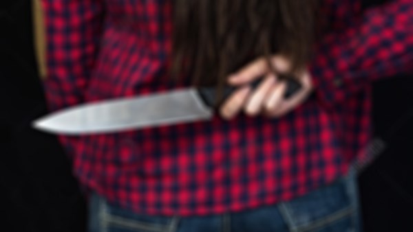تفاصيل بلاغ طعن فتاة لشاب بكرداسة 
