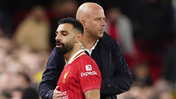 محمد صلاح مع أرني سلوت 