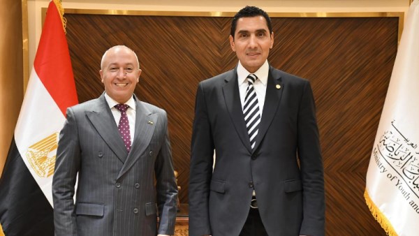 وزير الرياضة يستقبل ممدوح الششتاوي