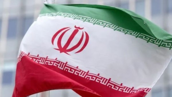 إيران 