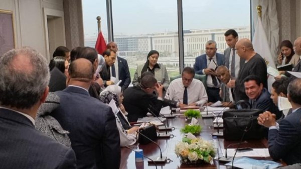 اجتماع وزير الصحة مع النواب 