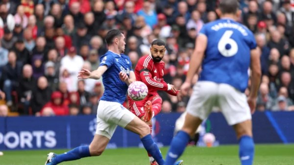 ليفربول وإيفرتون
