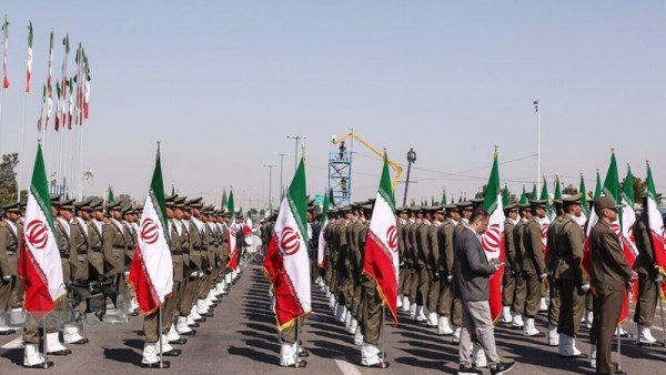 إيران