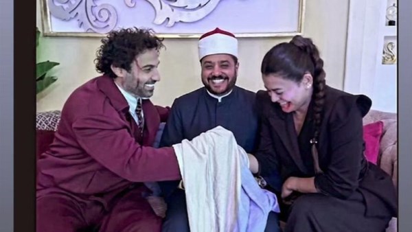 أحمد فهمي وأسماء جلال 