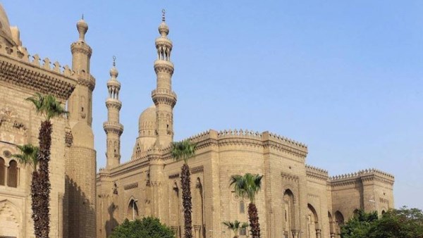 الطريقة الرفاعية تستاء من تجاوزات زوار مسجد الرفاعي