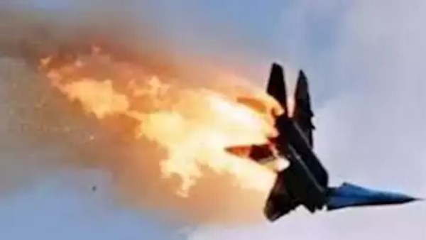 سقوطك طائرىة أمريكية من طراز F-15