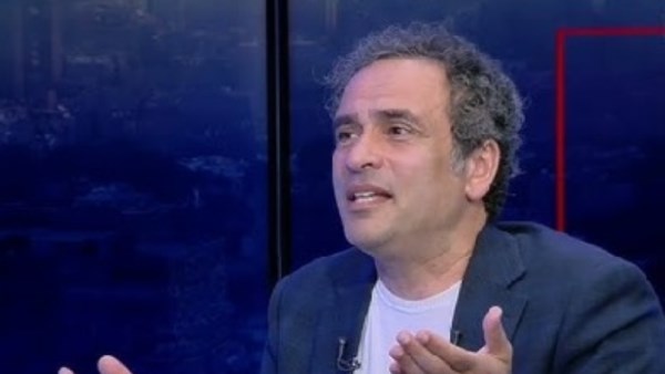 عمرو حمزاوي