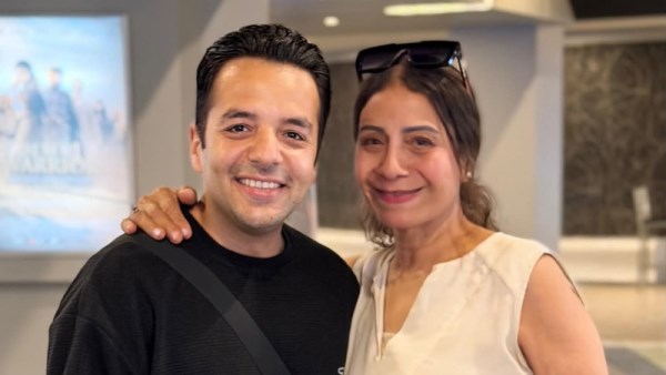 الفنانة عفاف مصطفى والطفل رضا بطل فيلم تيتو 