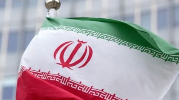 إيران 