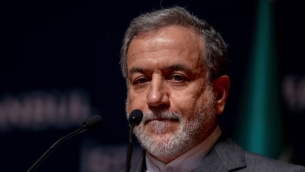 وزير الخارجية الإيراني عباس عراقجي 