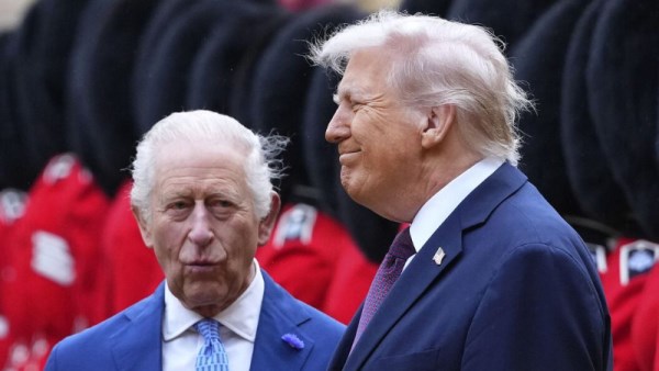 الرئيس الأمريكي دونالد ترامب والملك تشارلز الثالث الرئيس الأمريكي دونالد ترامب والملك تشارلز الثالث 