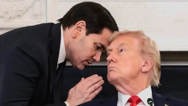 الرئيس الأمريكي دونالد ترامب وروبيو