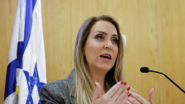 المحامية أورلي أدس