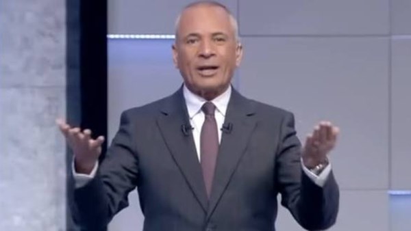 أحمد موسى يحذر من شائعات حقل ظهر   