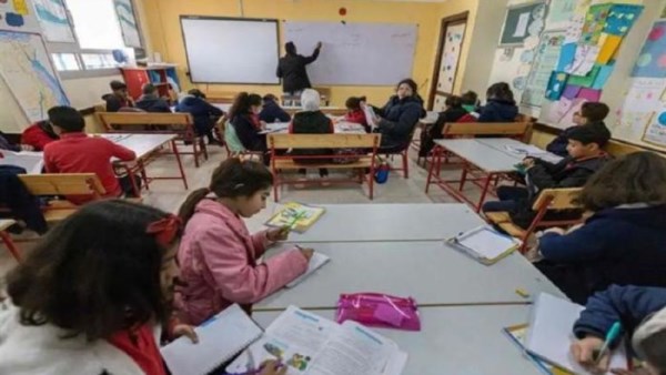 التعليم تحسم الجدل حول تعطيل الدراسة غدا تزامنًا مع خميس العهد   