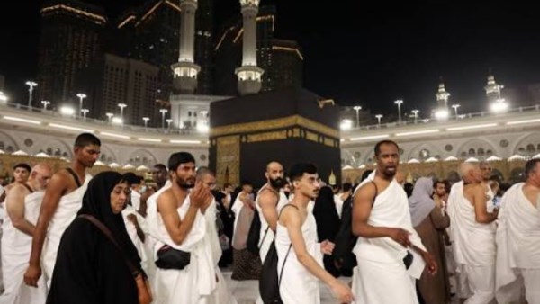 الأوقاف تلزم الأئمة بالحصول على تصريح مسبق قبل السفر للحج 2026    