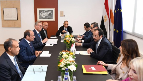 الرئيس السيسي مع الرئيس القبرصي