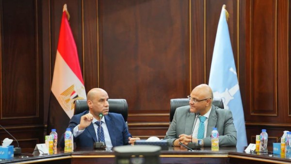 وزير العمل ومحافظ الاسكندرية 