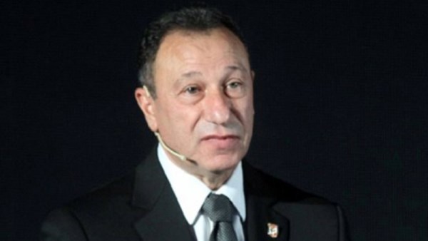محمود الخطيب رئيس النادي الأهلي